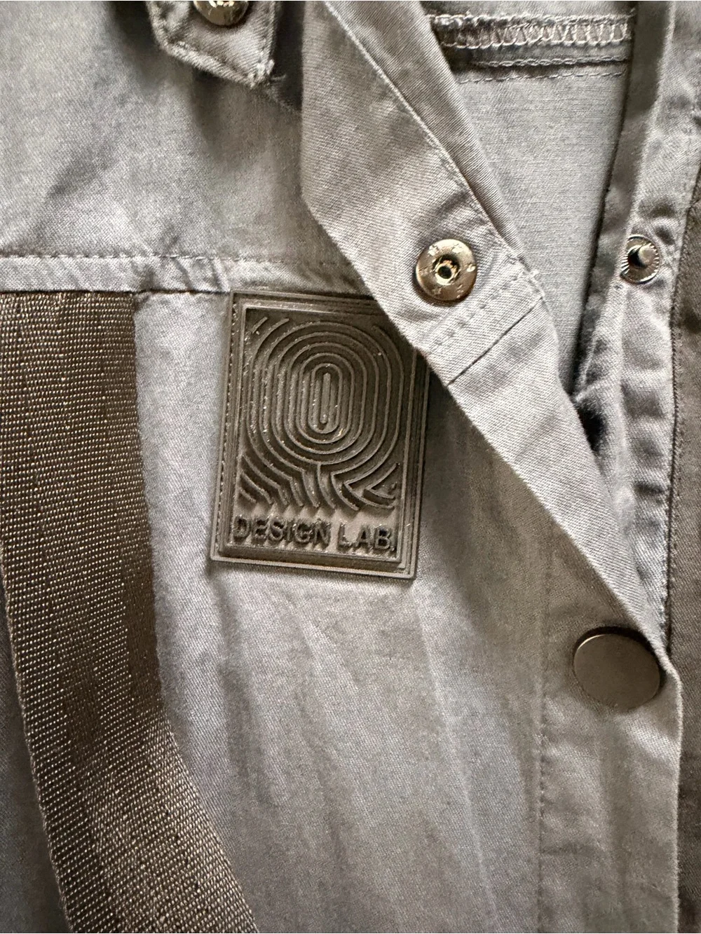 Design Lab Lord & Taylor Gray Trench Coat with Yellow Graphic Arrow